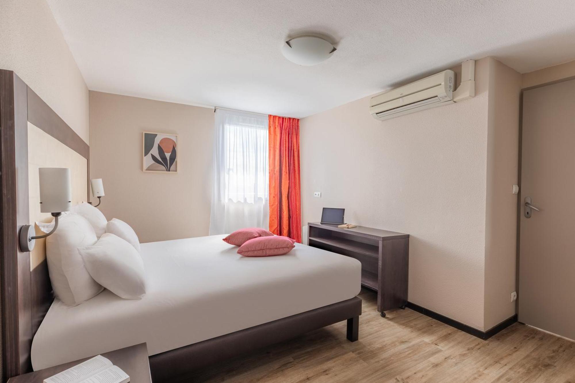Park&Suites Elegance Nantes Atlantis Saint-Herblain Exterior foto