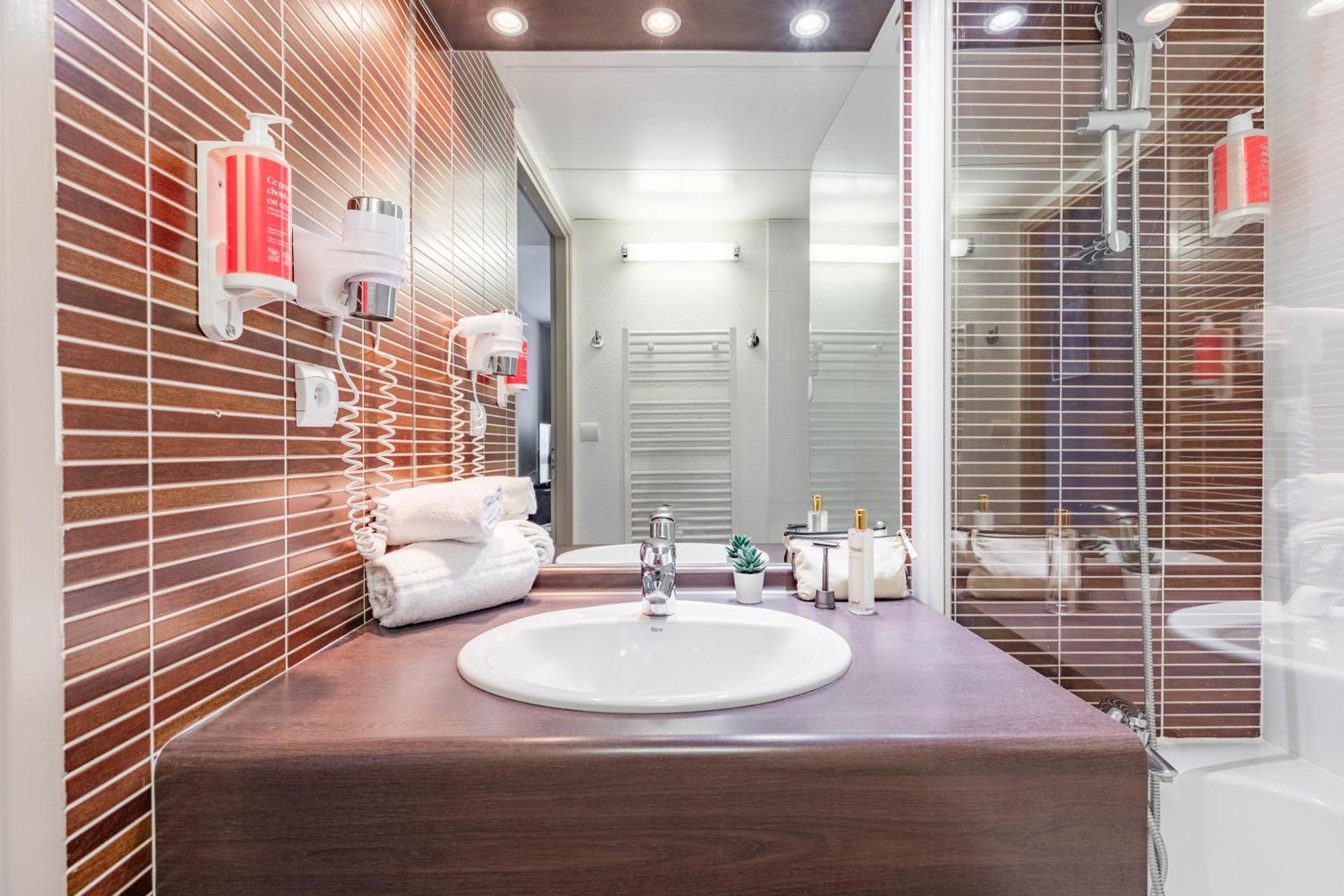 Park&Suites Elegance Nantes Atlantis Saint-Herblain Exterior foto